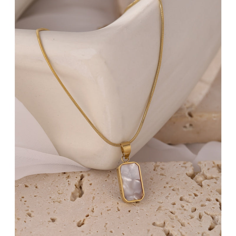 BELEN NECKLACE 18K GOLD PLATED